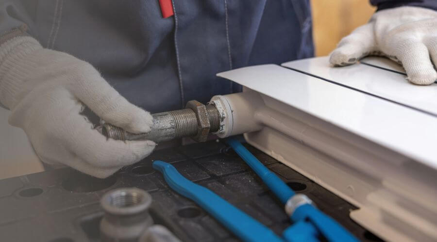 Professional water heater repair services in Hebbronville, TX